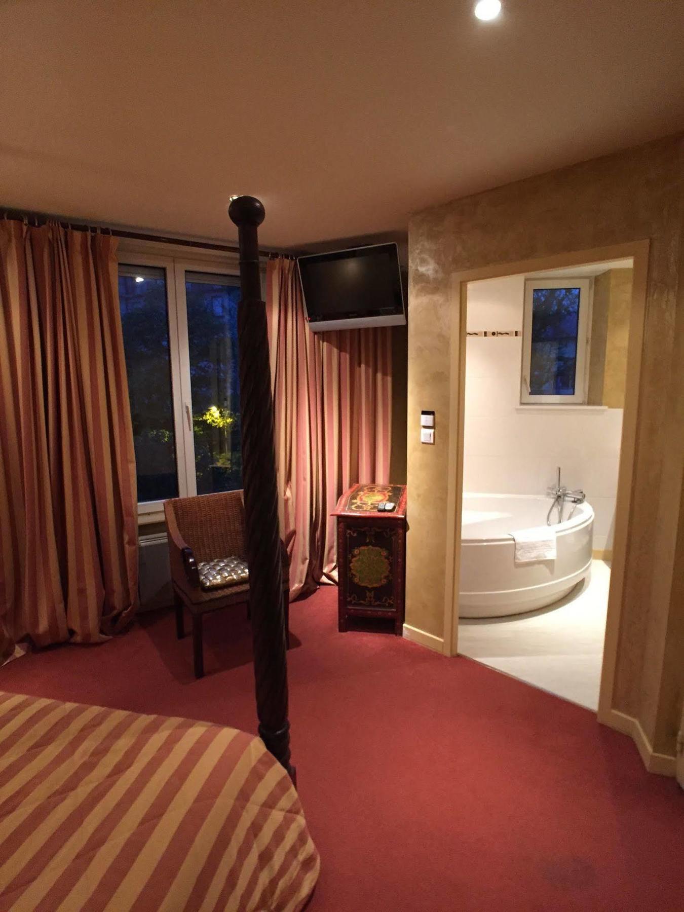 Providence Hotel Vittel Dış mekan fotoğraf